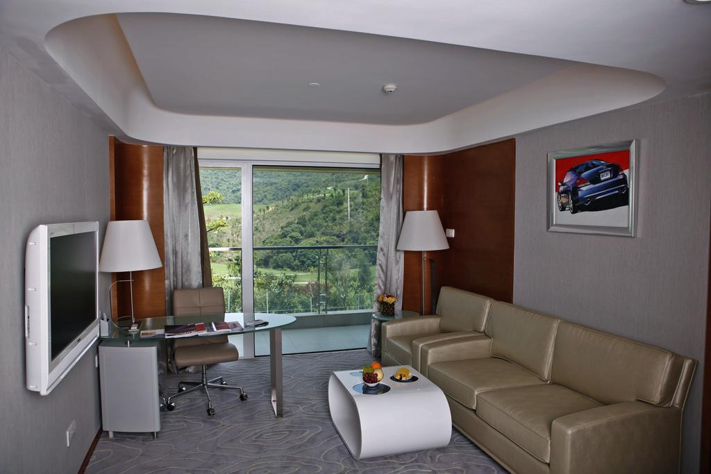 Parkview O.City Hotel Shenzhen Exterior photo