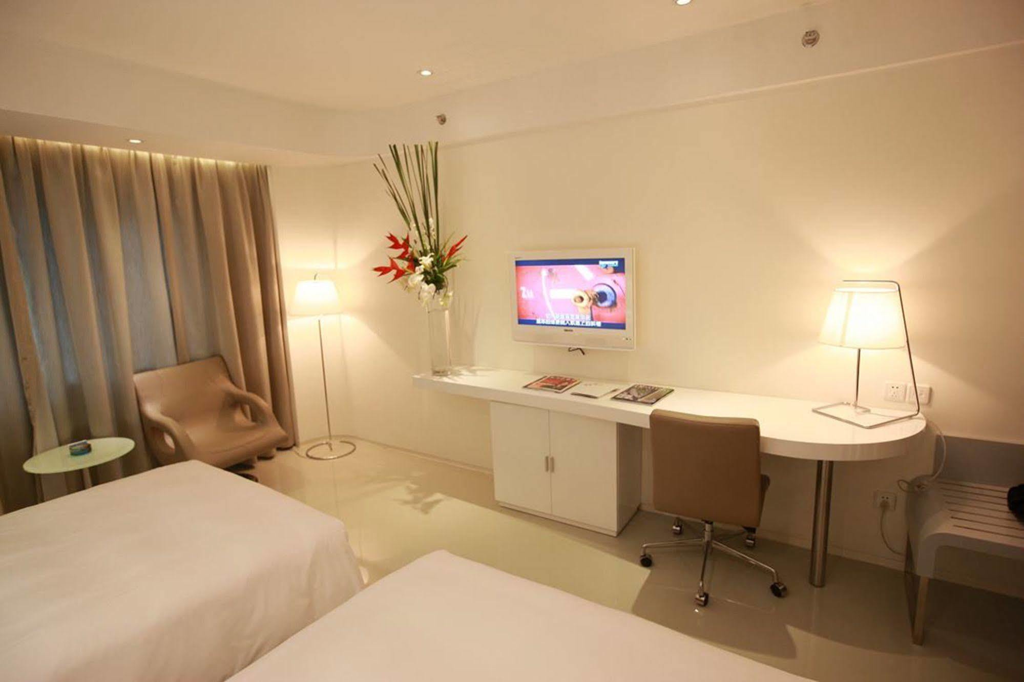 Parkview O.City Hotel Shenzhen Exterior photo
